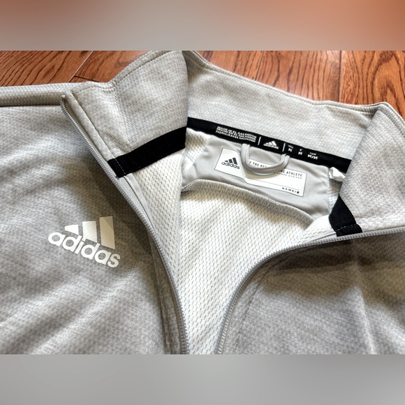 Adidas Men’s Grey Quarter Zip - Picture 4 of 4
